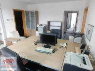 Rent, office space, 74m², Centar, Kragujevac