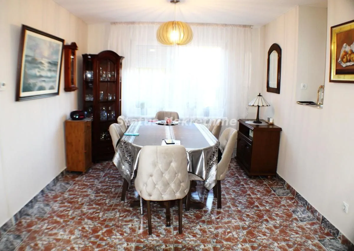Sale, house, 159m², Beočin, Srbija
