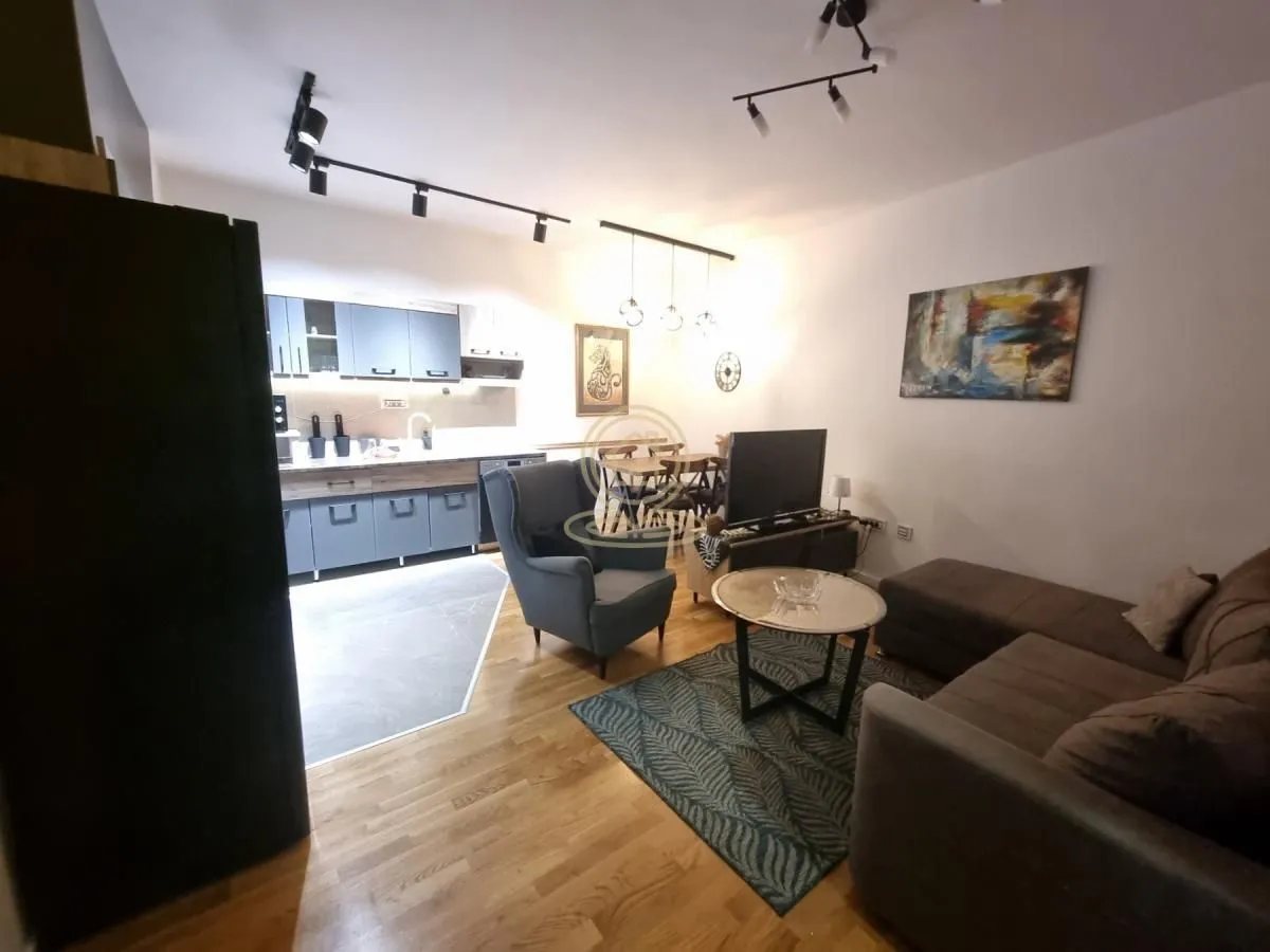 Izdavanje, jednosoban stan, 45m², Podbara, Novi Sad Sve Podlokacije