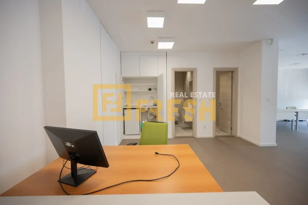 Rent, office space, 178m², Preko Morače, Podgorica
