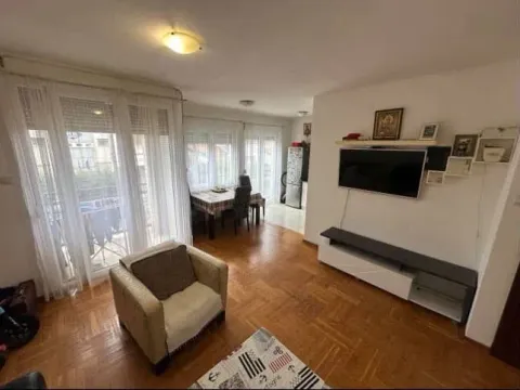 Prodaja, dvosoban stan, 73m², Nova Dalmatinska, Podgorica - image 10