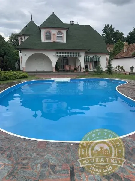 Prodaja, kuća, 420m², Kać, Novi Sad Sve Podlokacije