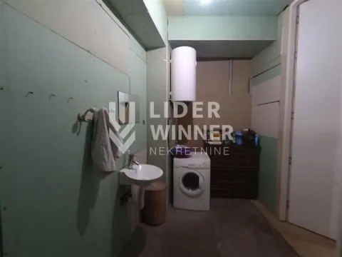 Prodaja, trosoban stan, 90m², Kalenić Pijaca, Vračar Sve Podlokacije - image 6