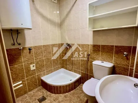 Izdavanje, jednosoban stan, 40m², Adamovićevo Naselje, Novi Sad Sve Podlokacije - image 9