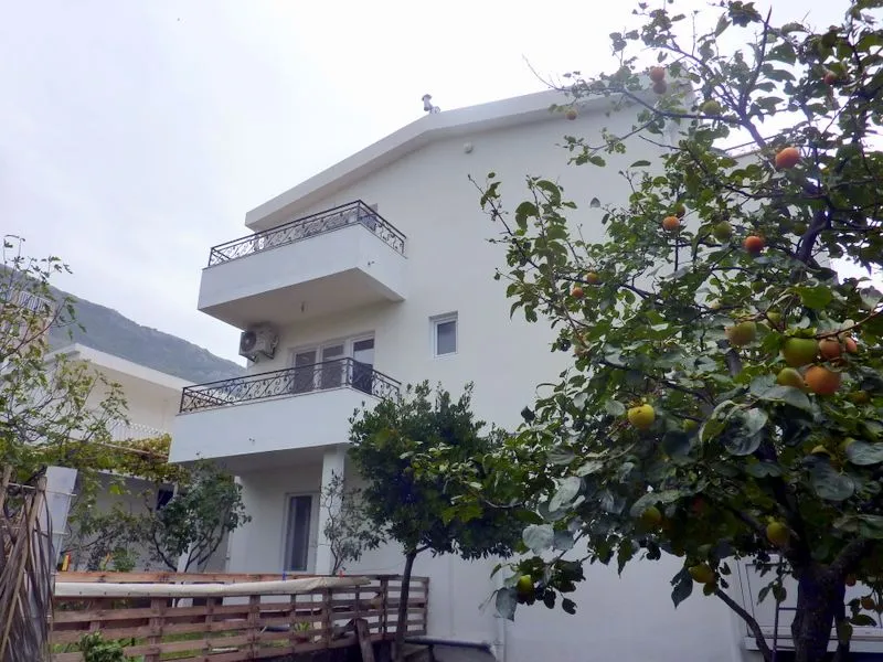 Sale, house, 324m², Sutomore, Bar