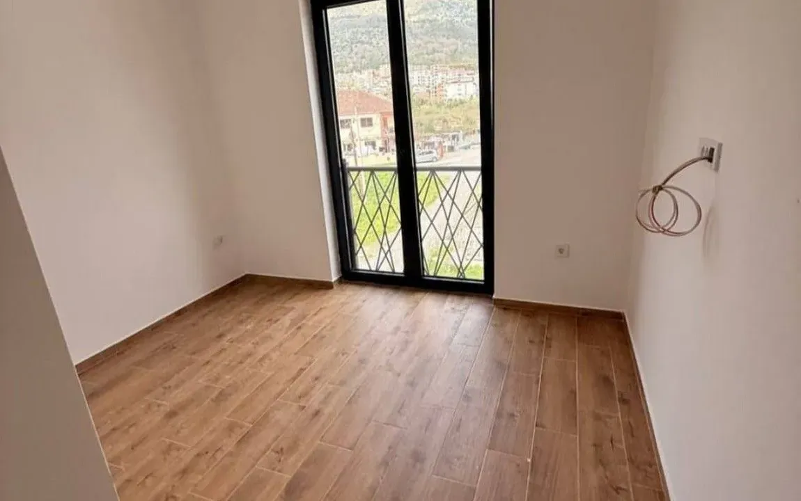 Prodaja, jednosoban stan, 49m², Tivat, Crna Gora