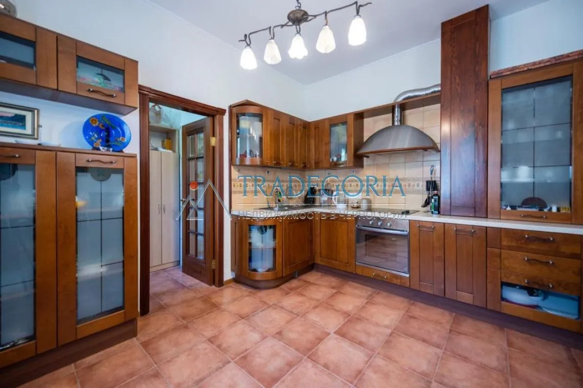Prodaja, kuća, 400m², Kotor, Crna Gora
