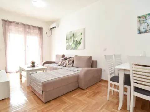 Rent, apartment, 60m², Maslinjak, Budva - image 8