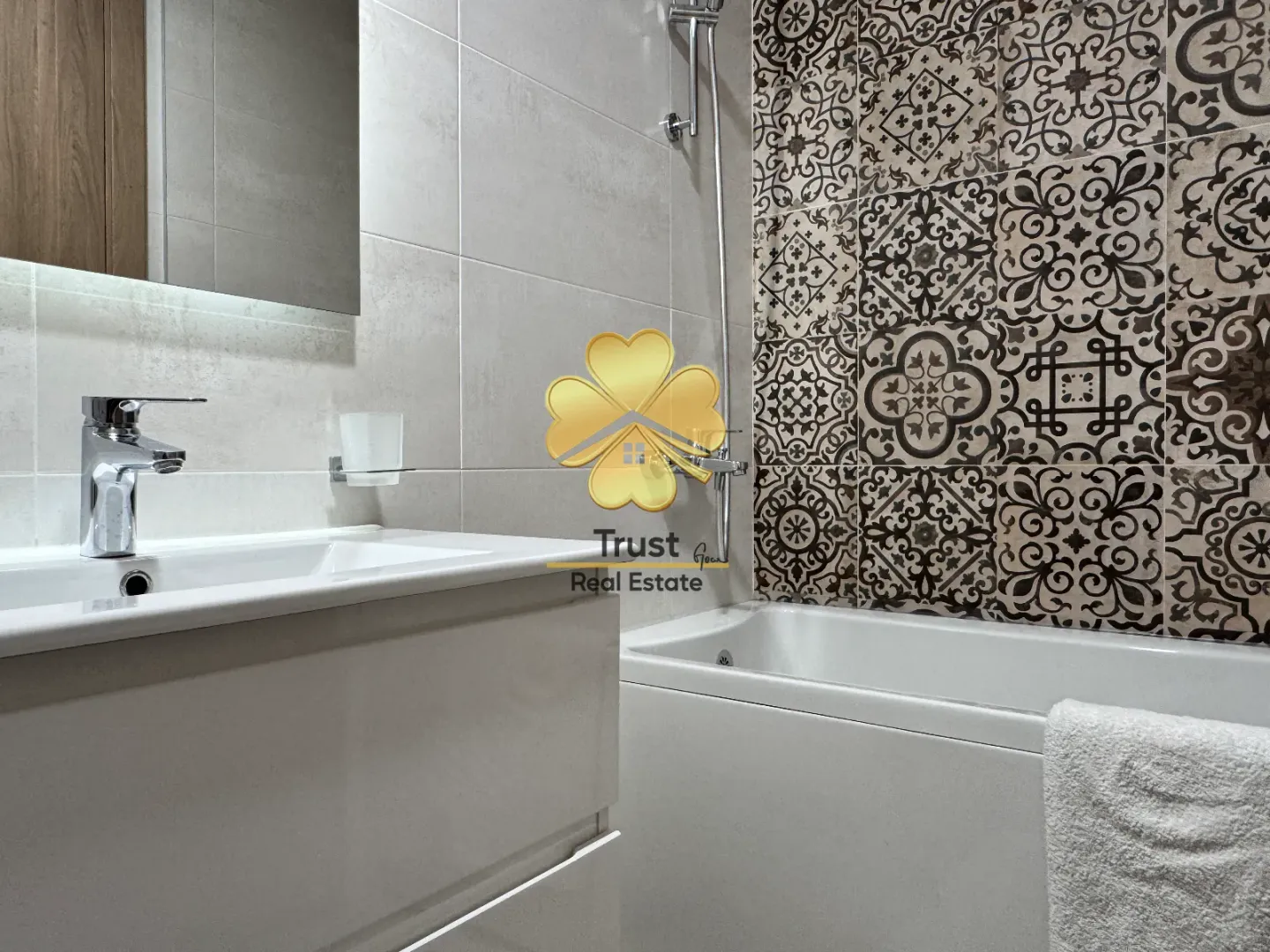 Izdavanje, dvosoban stan, 70m², Master Kvart, Podgorica
