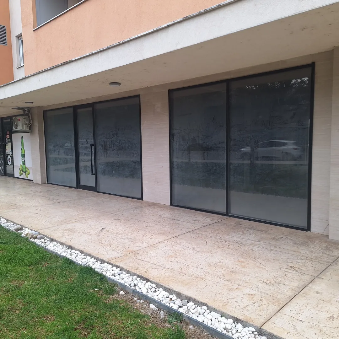Rent, office space, 33m², City Kej, Podgorica
