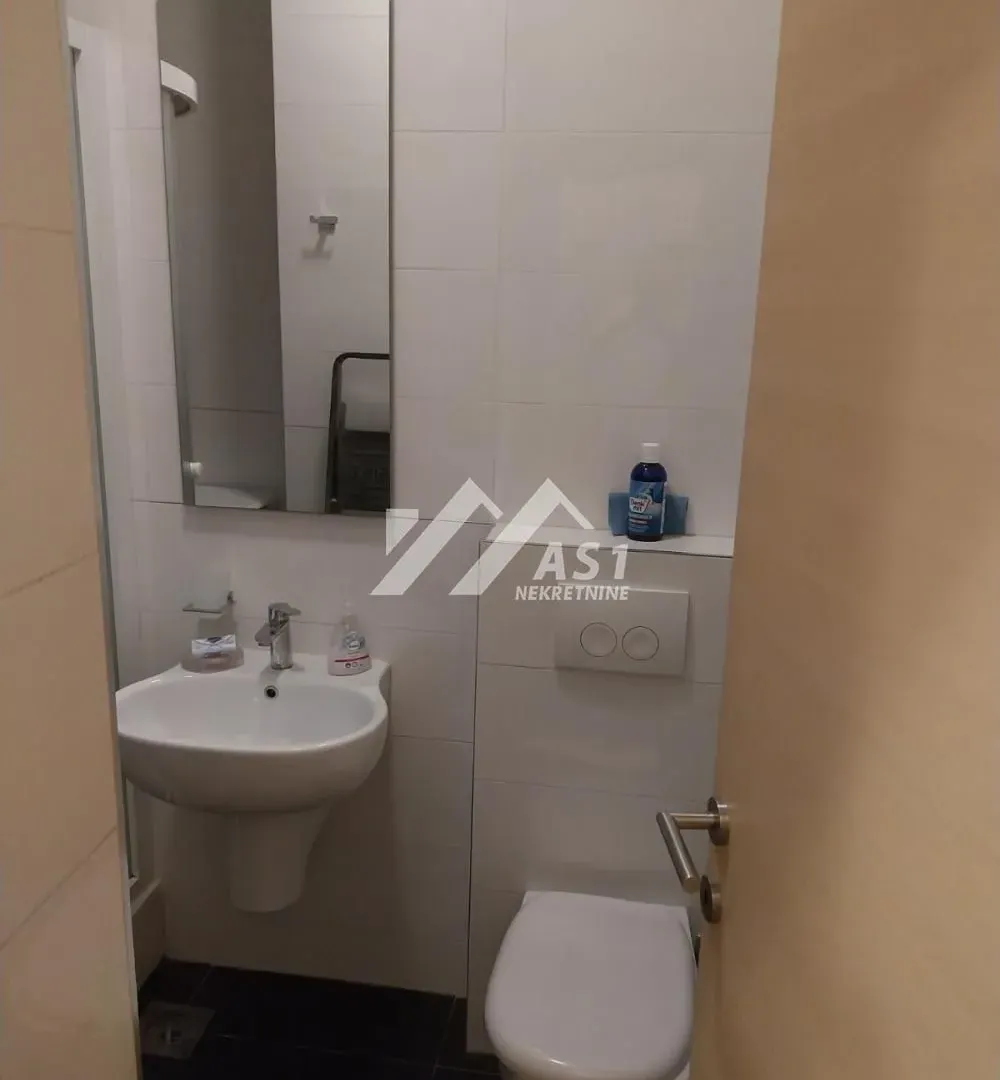 Rent, apartment, 26m², Adamovićevo Naselje, Novi Sad Sve Podlokacije