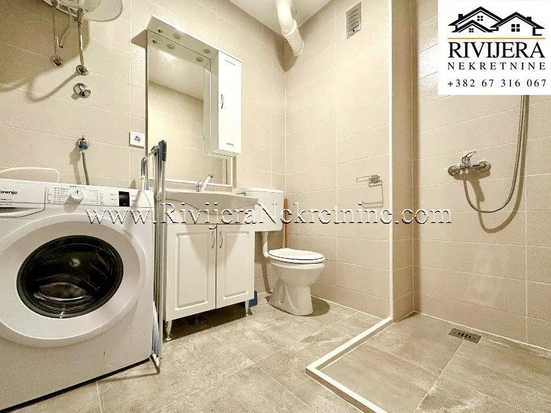 Prodaja, dvosoban stan, 70m², Dobrota, Kotor