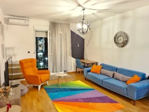 Izdavanje, jednosoban stan, 51m², Ljubović, Podgorica