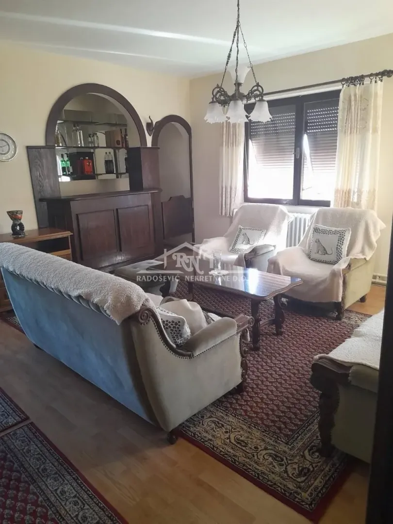 Rent, three bedroom apartment, 90m², Čukarica, Beograd