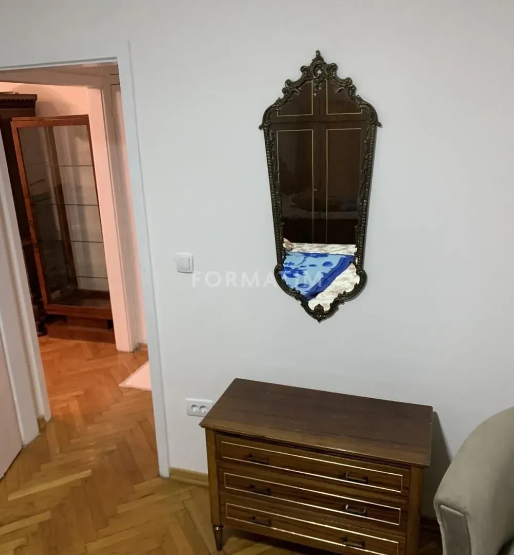 Izdavanje, dvosoban stan, 60m², Poštanska Štedionica, Palilula Sve Podlokacije