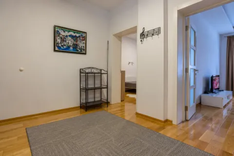 Izdavanje, dvosoban stan, 55m², Slavija, Vračar Sve Podlokacije - image 7