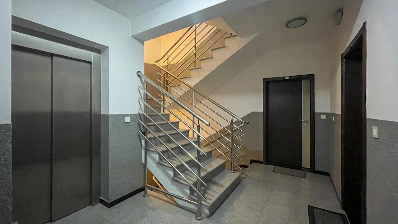 Prodaja, trosoban stan, 83m², Budva, Crna Gora