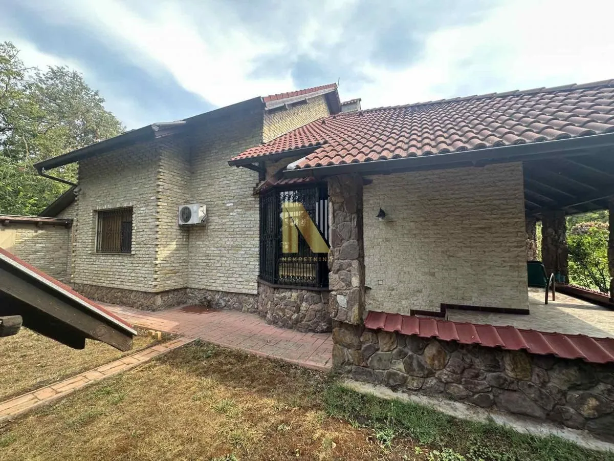 Prodaja, kuća, 196m², Vrbas, Novi Sad