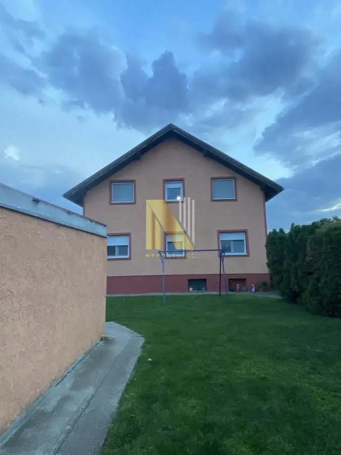 Prodaja, kuća, 272m², Kać, Novi Sad Sve Podlokacije