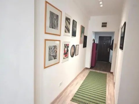 Rent, two bedroom apartment, 40m², Stari Grad, Beograd - image 17