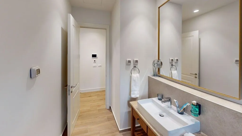 Prodaja, jednosoban stan, 42m², Tivat, Crna Gora