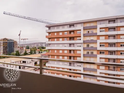 Izdavanje, jednosoban stan, 50m², Central Point, Podgorica - image 6