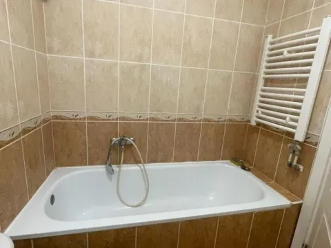 Izdavanje, dvosoban stan, 43m², Bulevar Evrope, Novi Sad Sve Podlokacije - image 12