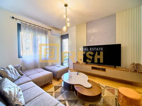 Izdavanje, jednosoban stan, 45m², City Kvart, Podgorica - image 2