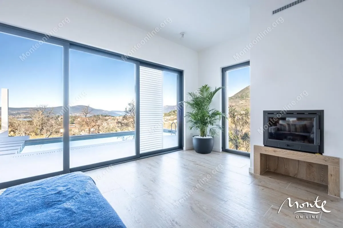 Prodaja, kuća, 240m², Kavač, Kotor