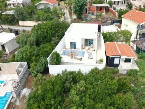 Prodaja, kuća, 90m², Budva, Crna Gora