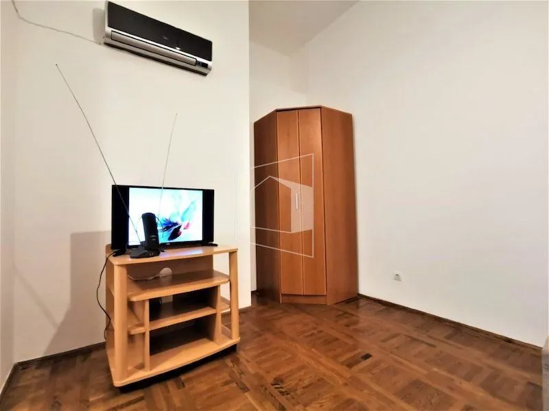 Rent, studio apartment, 30m², Gorica C, Podgorica