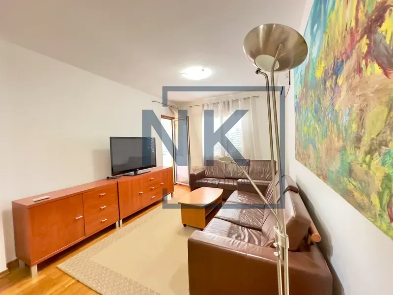Rent, two bedroom apartment, 70m², Gorica C, Podgorica