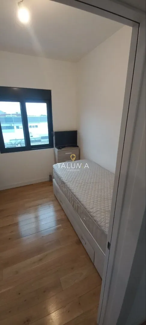 Izdavanje, stan, 180m², Gornja Gorica, Podgorica