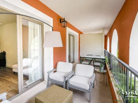 Prodaja, jednosoban stan, 69m², Luštica Bay, Tivat - image 17