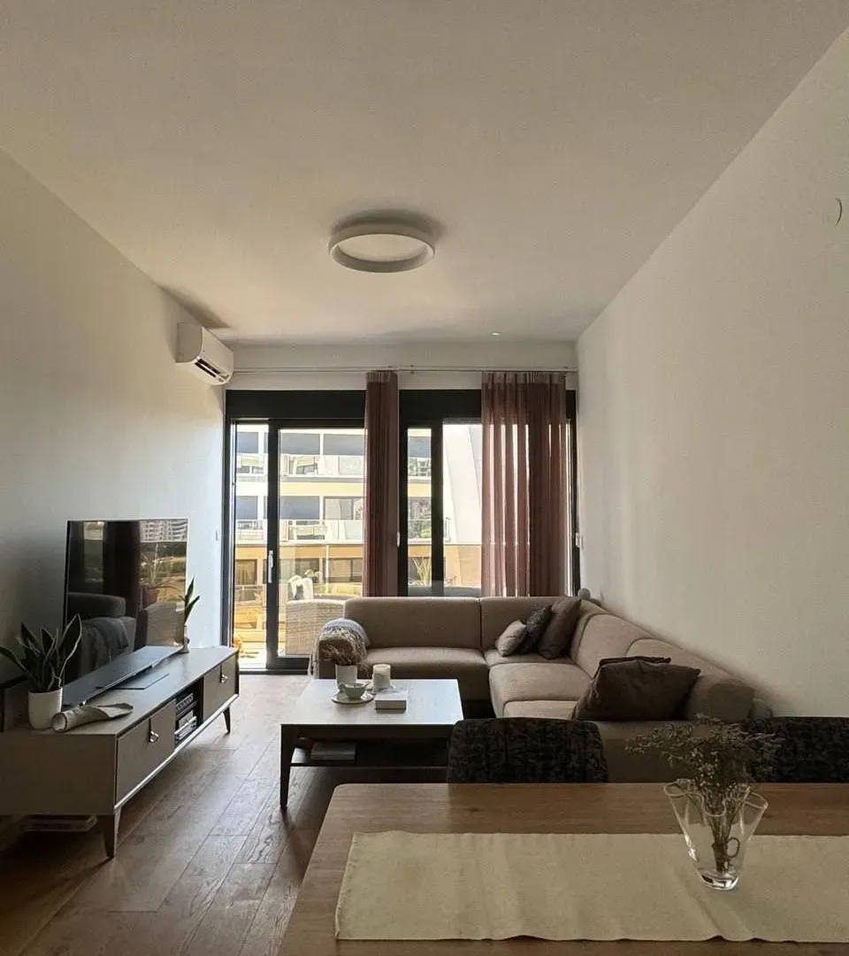 Sale, two bedroom apartment, 96m², Centar, Bar