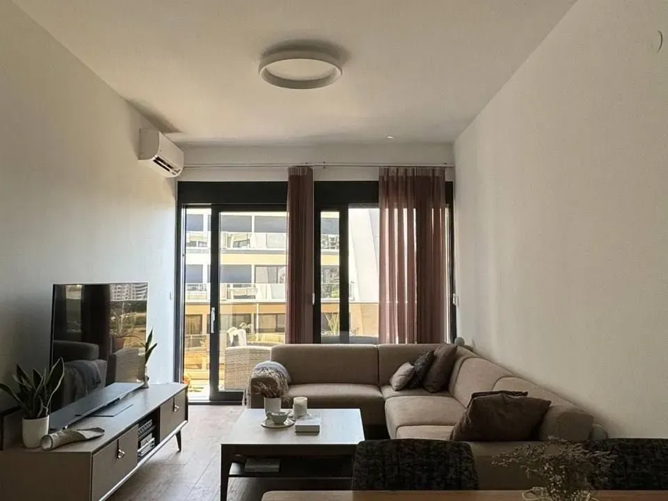 Sale, two bedroom apartment, 96m², Centar, Bar
