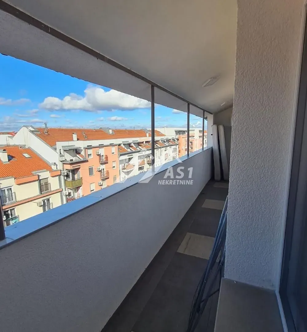 Prodaja, četvorosoban stan, 83m², Nova Detelinara, Novi Sad Sve Podlokacije
