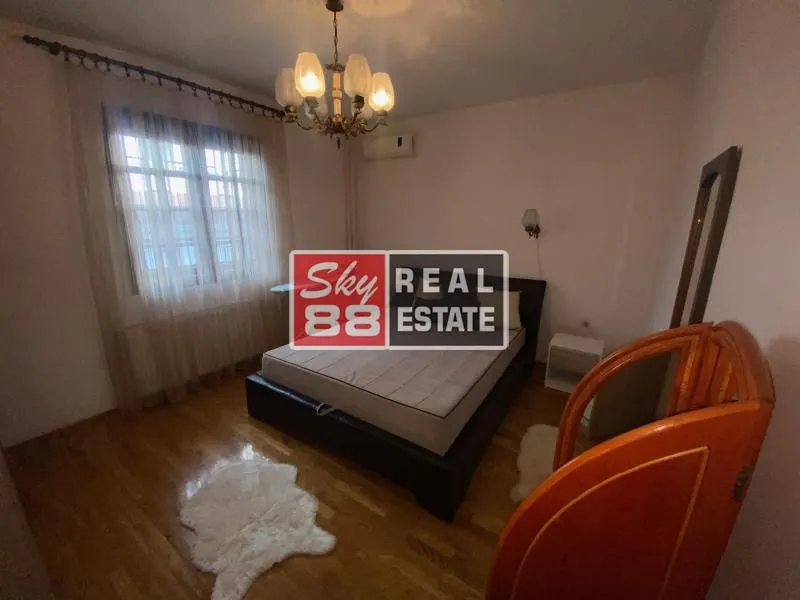Rent, apartment, 340m², Savski Venac, Beograd
