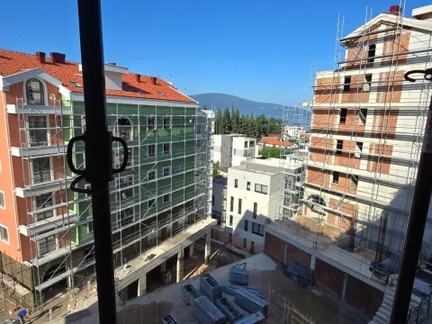 Prodaja, jednosoban stan, 45m², Donja Lastva, Tivat - image 5
