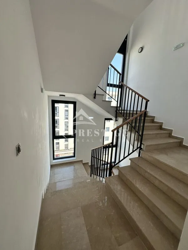 Prodaja, jednosoban stan, 47m², City Kvart, Podgorica