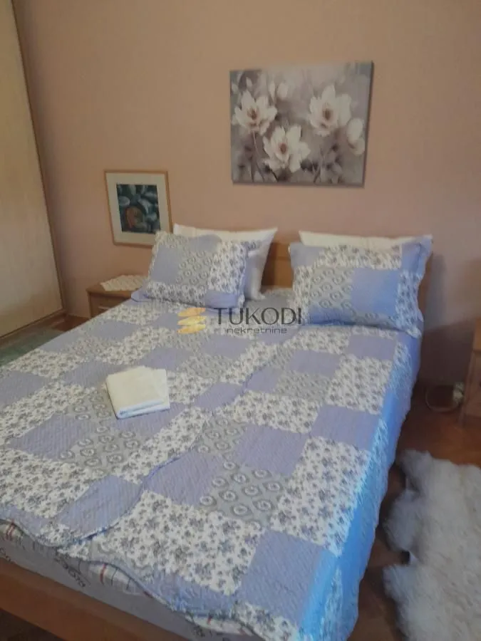 Prodaja, četvorosoban stan, 120m², Stari grad, Novi Sad