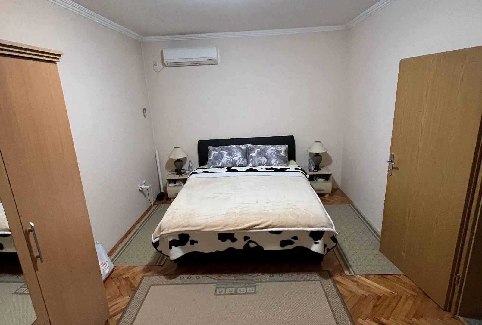 Sale, house, 761m², Tološi, Podgorica