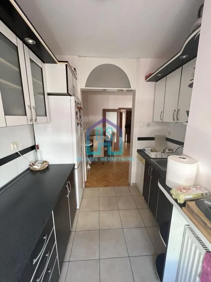 Prodaja, trosoban stan, 72m², Podbara, Novi Sad Sve Podlokacije