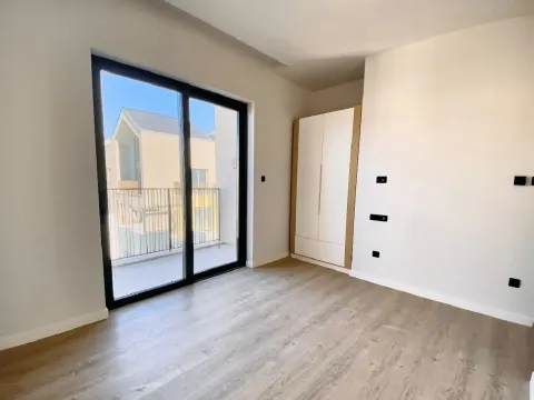 Prodaja, dvosoban stan, 102m², Boka Place, Tivat - image 4