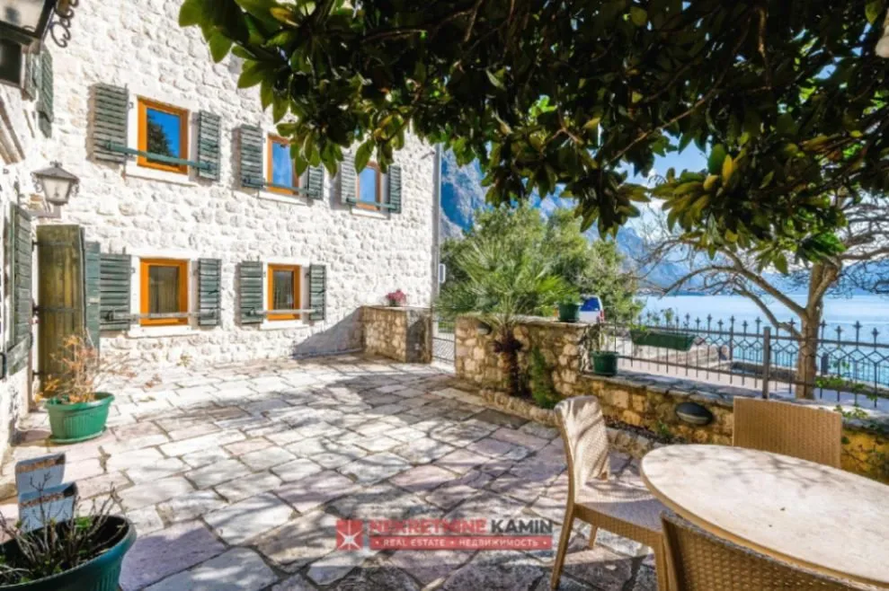  House for Sale, 313m2, Donji Orahovac, Kotor
