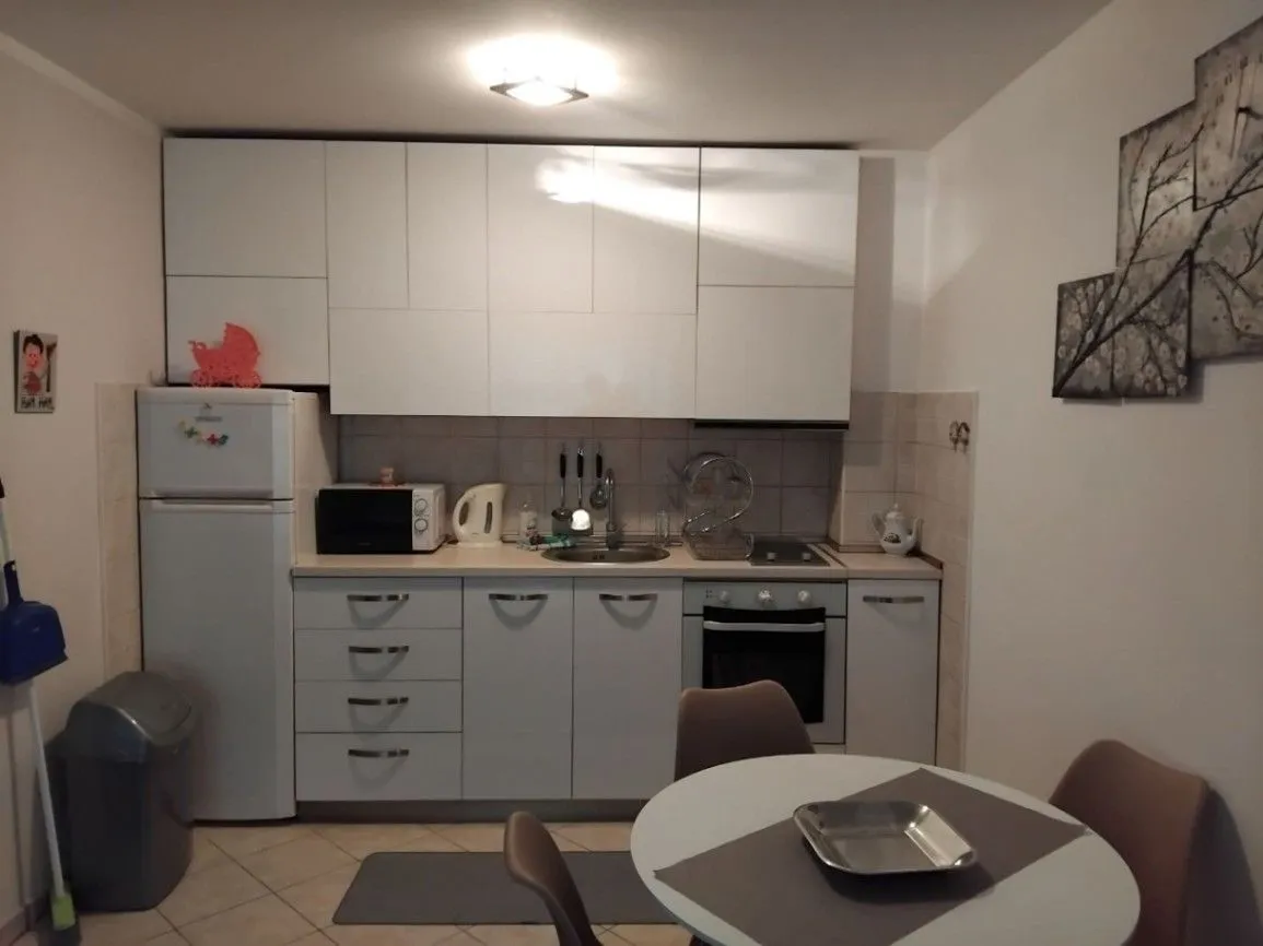 Izdavanje, jednosoban stan, 45m², City Kvart, Podgorica