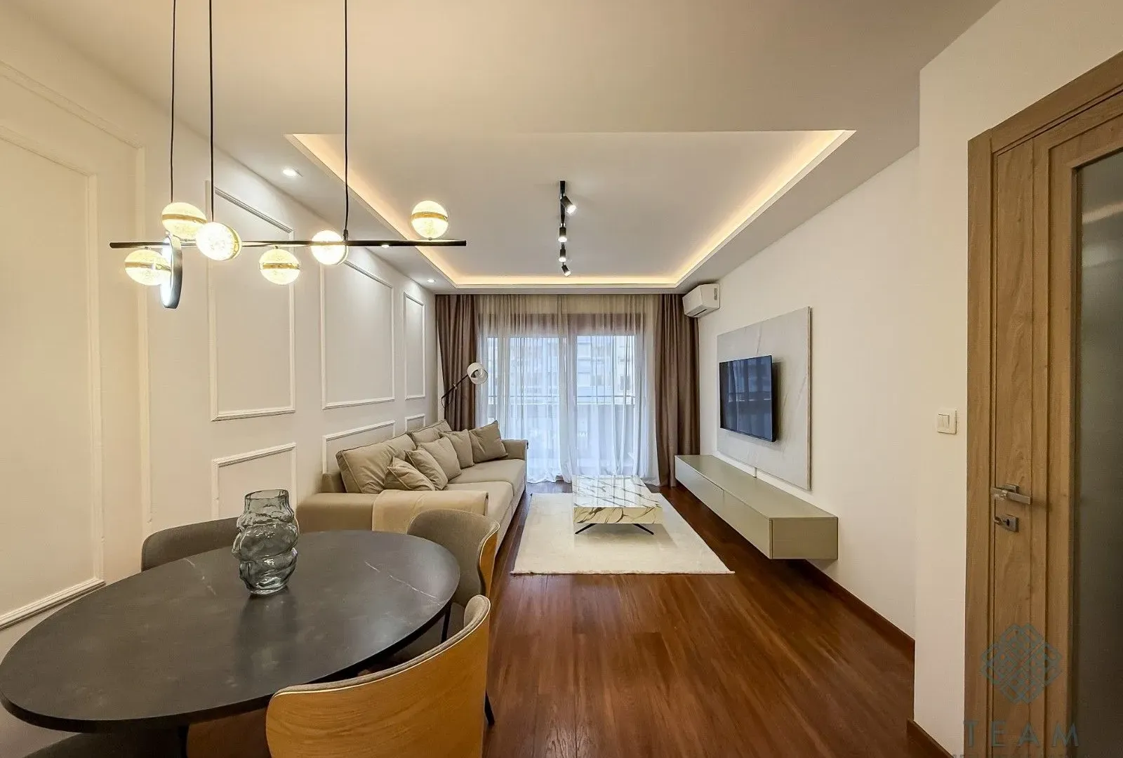 Izdavanje, jednosoban stan, 54m², Master Kvart, Podgorica