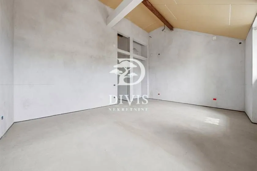 Sale, apartment, 642m², Vračar Sve Podlokacije, Beograd