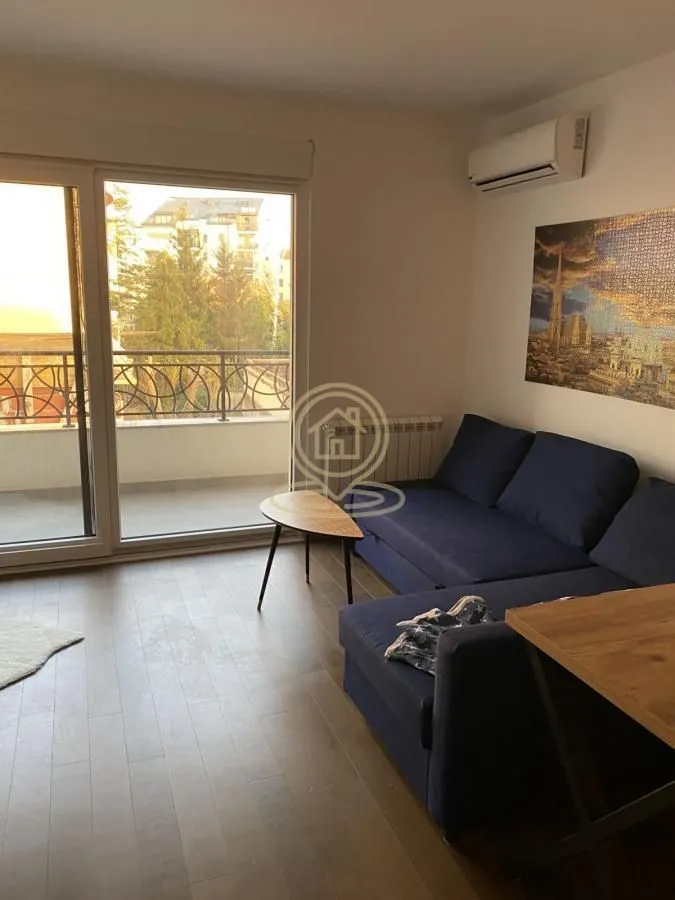 Izdavanje, dvosoban stan, 42m², Lekino Brdo, Voždovac Sve Podlokacije