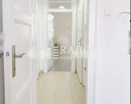 Rent, three bedroom apartment, 100m², Savski Venac, Beograd - image 14